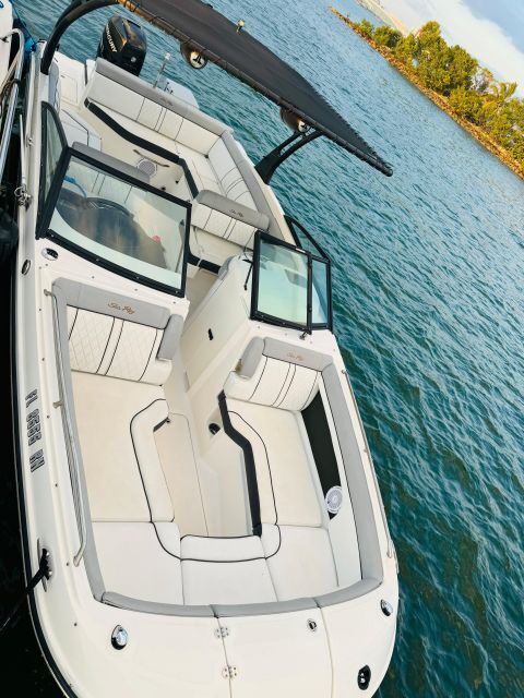 Miami: Guided Boat Tour with Champagne - Key Points
