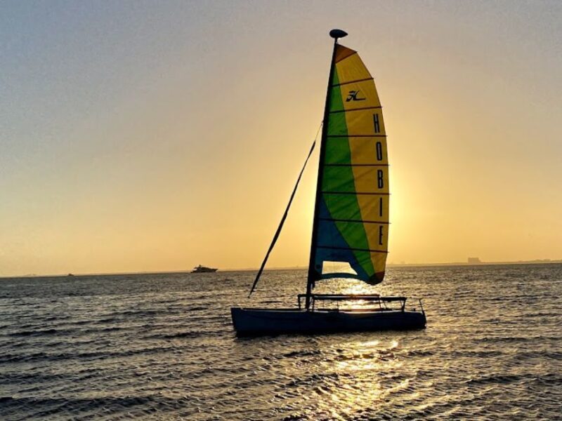 Miami: Intimate Sailing in Biscayne Bay w/ Food and Drinks - Frequently Asked Questions