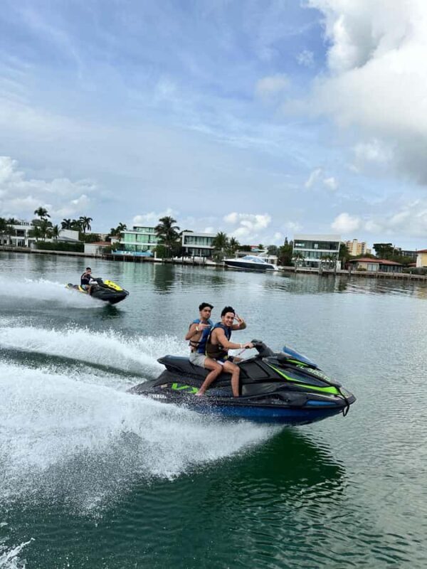 Miami: Jet Ski Rental with Scenic Boat Ride - What Makes This Experience Stand Out?