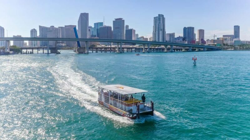 Miami: New Years Eve Fireworks Cruise on Biscayne Bay - The Departure and Setup