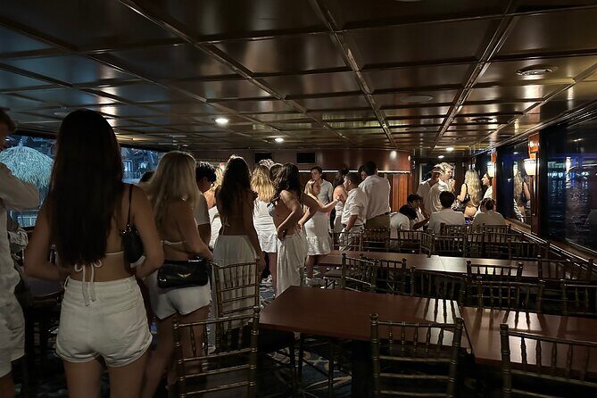 Miami New Years Nightclub Boat Party on Biscayne Bay & Cash Bar - Why This Experience Offers Good Value