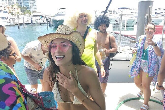 Miami Private 4 Hour Tour aboard Great White 50FT Power Catamaran - FAQ