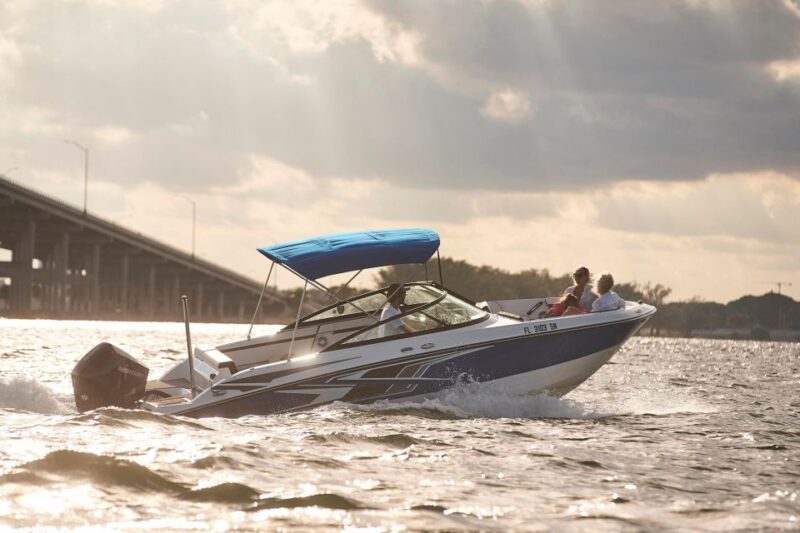 Miami: Private Boat Rental with champagne and captain - The Sum Up