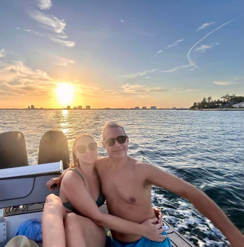Miami: Private Sunset Boat Tour with Bottle of Champagne - The Detailed Review: Why This Sunset Boat Tour Shines
