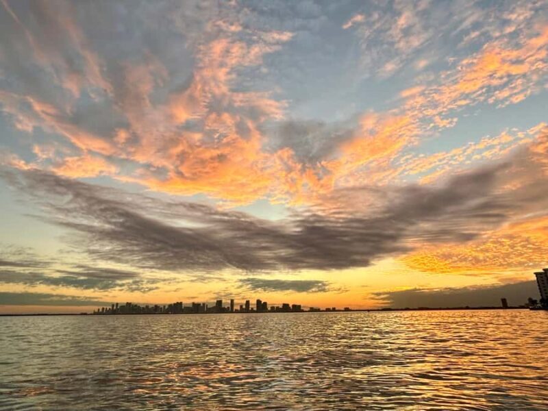 Miami: Private Sunset Boat Tour with Bottle of Champagne - Why This Tour Is Worth Consideration