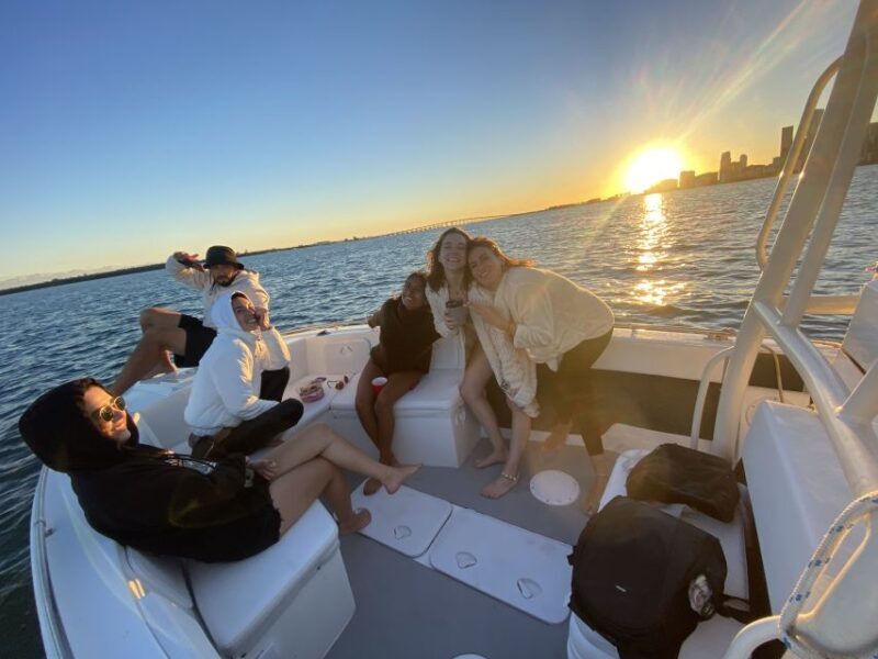 Miami: Private Sunset Boat Tour with Bottle of Champagne - Who Should Book This Experience?