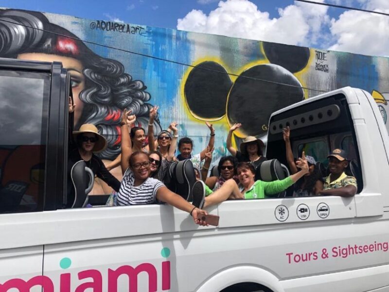 Miami Sightseeing Tour in a Convertible Bus - Miami Sightseeing Tour in a Convertible Bus: A Fresh Way to See the Magic City