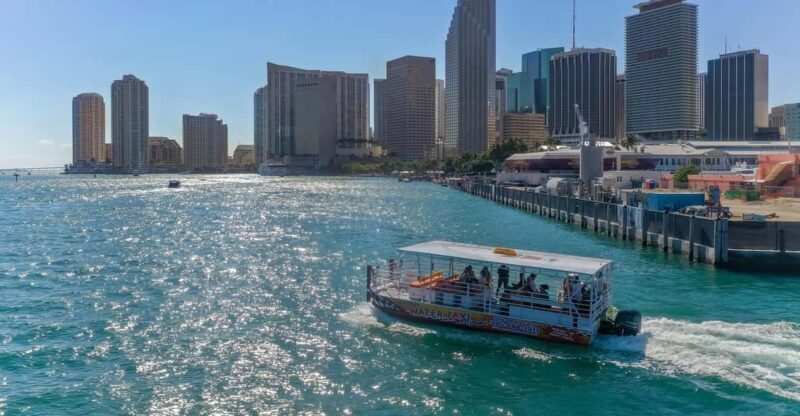 Miami: Skyline Boat Cruise, Millionaire homes & Miami Beach - Who Will Love This Tour?
