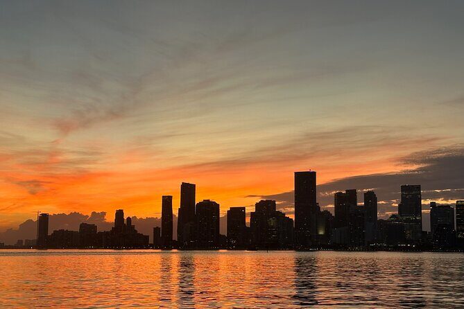 Miami Sunset Cruise with Millionaire Mansions on Biscayne Bay - A Detailed Look at the Miami Sunset Cruise Experience