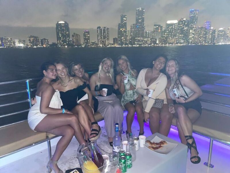 Miami: Ultimate Boat Party, Party Bus and Nightclub Entry - The Experience in Detail