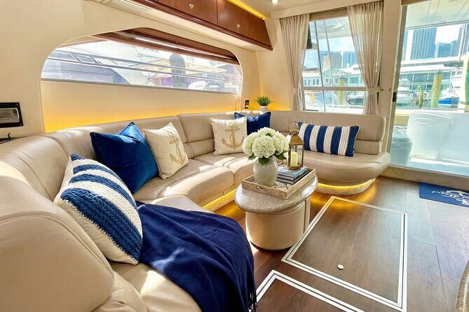 Miami Yacht Rental 55 ft + 2 Jet Ski | Miami Boat Rentals - Who Will Love This Experience?
