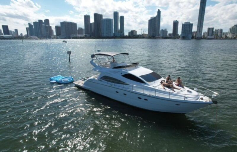 Miami Yacht Rental with Jetski, paddleboards, Inflatables - Authentic Experiences and Authenticity: What Travelers Say
