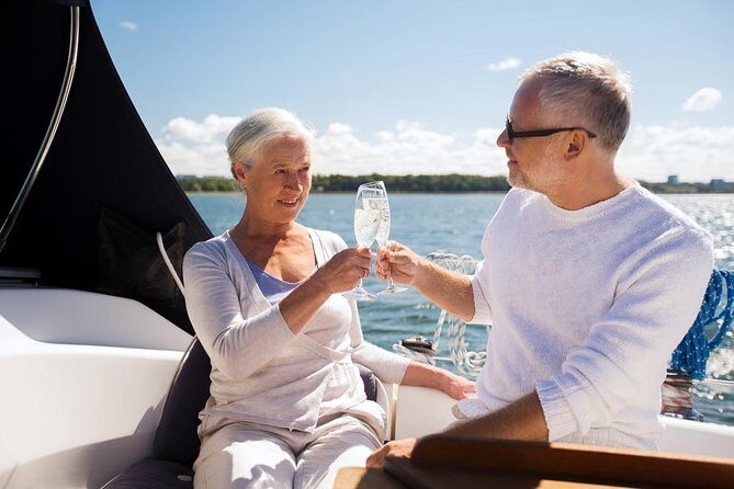 Micaela's exclusive private sunset cruise on lake Maggiore - FAQ About Micaela’s Sunset Cruise on Lake Maggiore