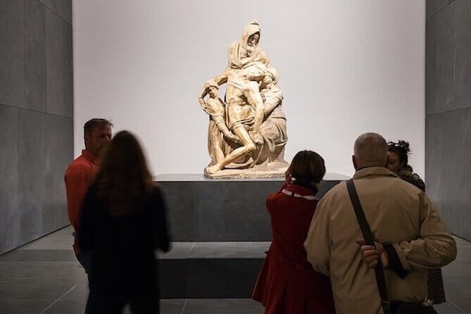 Michelangelo Sculpture Tour in Florence with Skip the Line Ticket - The Heart of Florence: Piazza della Signoria and Surroundings