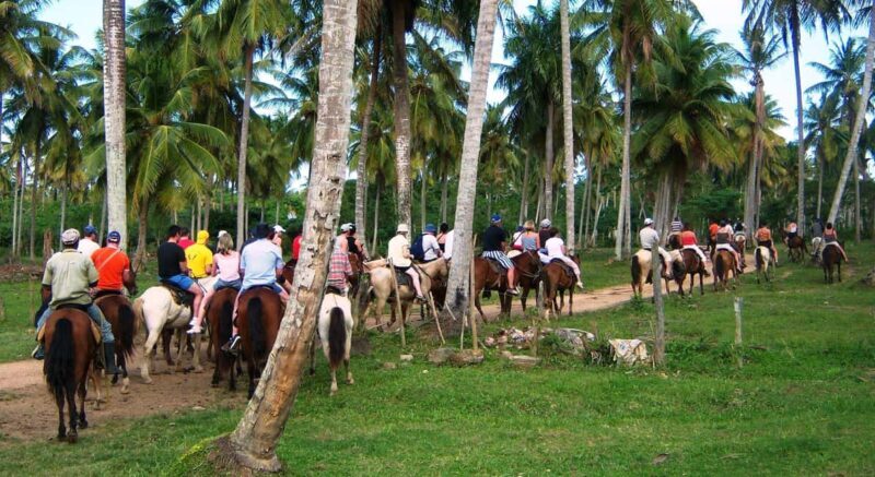 Miches: Laguna El Limón Kayak and Horseback Riding Tour - Miches: Laguna El Limón Kayak and Horseback Riding Tour — A Truly Authentic Caribbean Experience