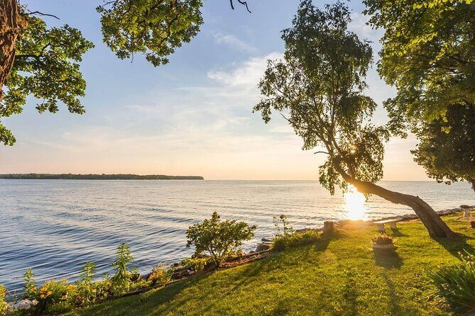 Michigan Lakeshore, M-22 Self-guided Driving Audio Tour - A Deep Dive into the Michigan Lakeshore M-22 Audio Driving Tour