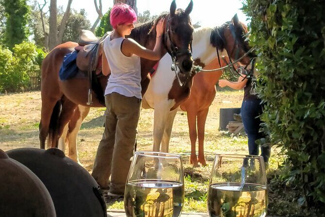 Middle day out of Rome on Horseback with meals included - FAQ