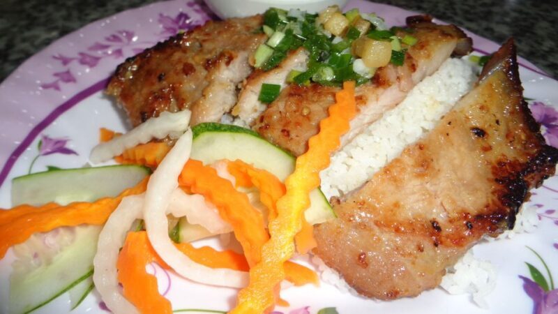 Midnight Street Food Tour In Saigon By Motorbike - A Closer Look at the Midnight Street Food Tour