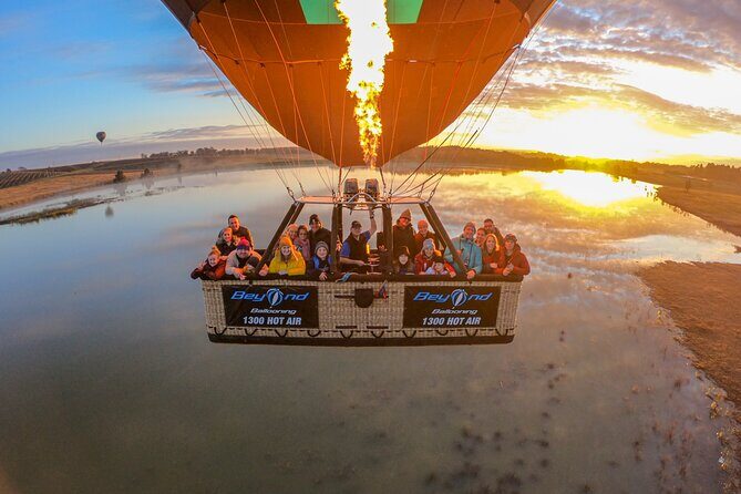 Midweek Hot Air Balloon Flight at Hunter Valley - Experience the Sky with Hunter Valley’s Midweek Hot Air Balloon Flight