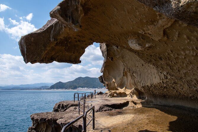Mie: Explore Onigajo, the World Heritage Sea Cliffs - Exploring the Onigajo Coastal Cliffs in Mie: A Natural and Cultural Treasure