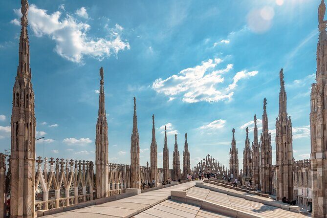 Milan: Cathedral and Duomo's Rooftop Guided Tour - Key Points