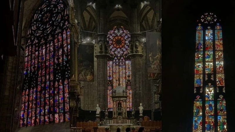 Milan: Duomo Fast-Track & Rooftop Access  Tour in Romanian - What’s Included and Practical Tips