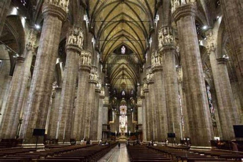 Milan: Duomo Tour with Priority Entry & Rooftop Access - Detailed Breakdown of the Itinerary