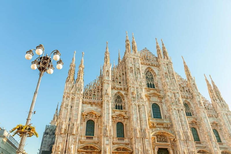 Milan: Fast Track Cathedral and Duomo Rooftop Guided Tour - Milan: Fast Track Cathedral and Duomo Rooftop Guided Tour