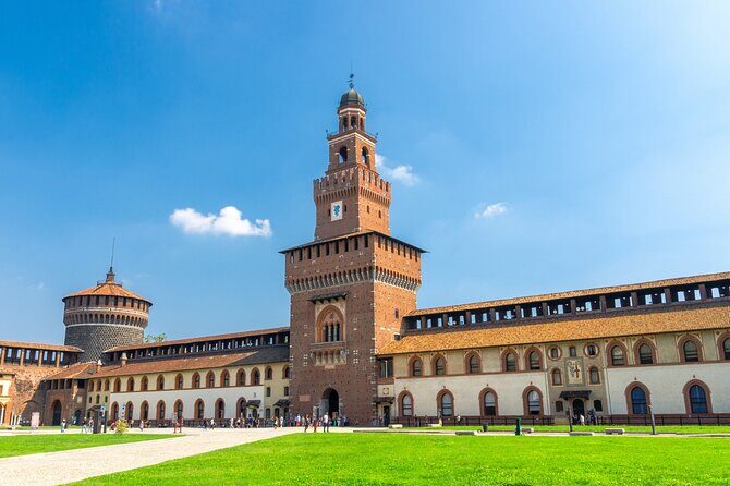 Milan Like a Local: A Private & Personalized City Tour - Experience Milan as a Local: A Personalized Guided Tour