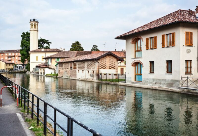 Milan: Navigli District Canal Boat Tour with Aperitivo - A Closer Look at What to Expect