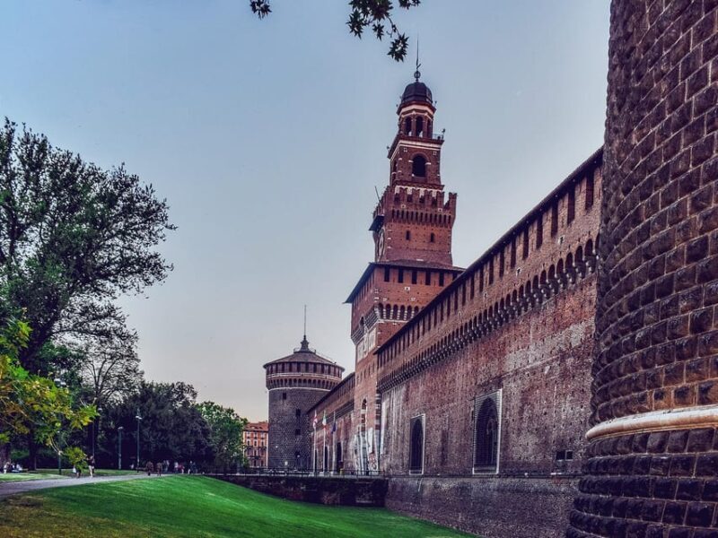 Milan: Night Tour by Bus - Key Points