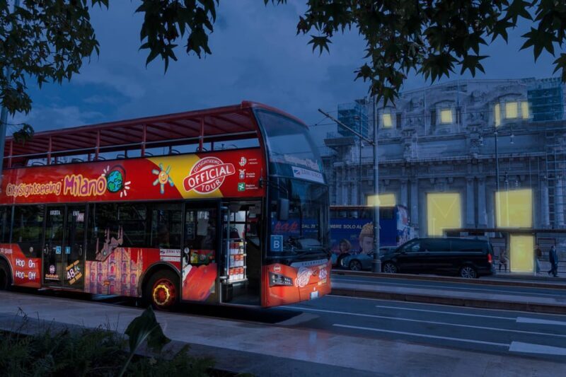 Milan: Night Tour by Bus - FAQs