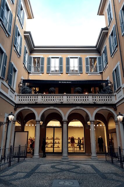 Milan Postcard Viewpoints Walk with Locals - Travel Bloggers - Final Thoughts