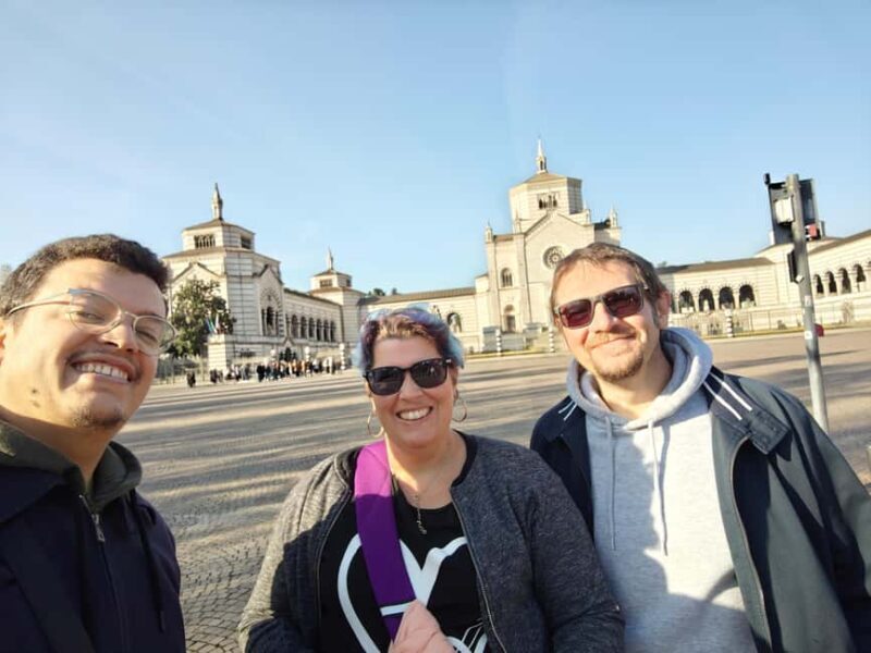 Milan: Private Walking Tour with a Local - Discover Milan with a Private Local Guide: An Authentic Walking Experience