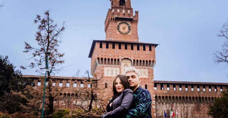 Milan: Professional Photoshoot Outside Sforza Castle - Key Points