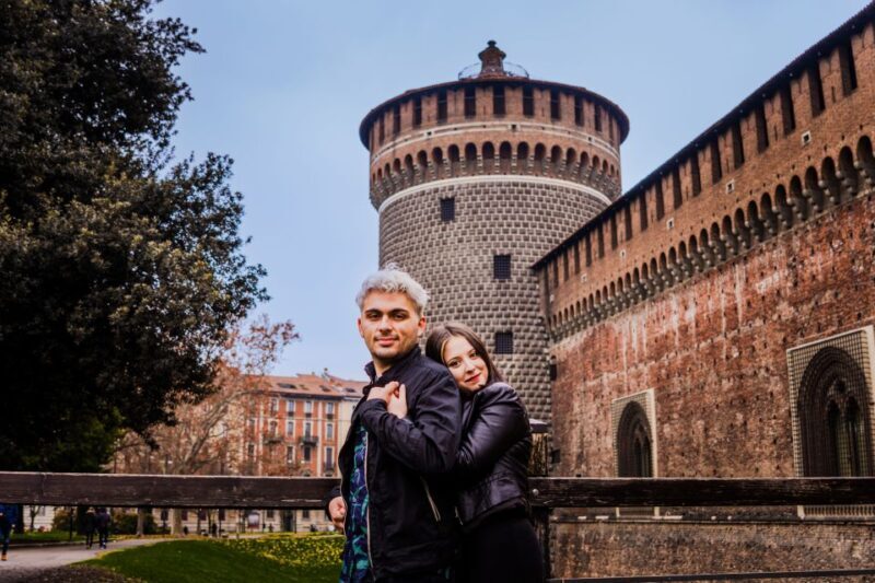 Milan: Professional Photoshoot Outside Sforza Castle - What’s Included and What’s Not