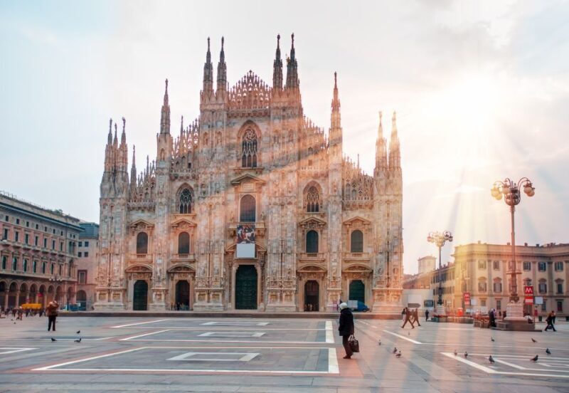 Milan: small group walking tour of the Duomo and city centre - A Deep Dive into the Experience