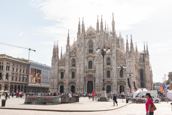 Milan Super Saver: Skip-the-Line Duomo and Rooftop Guided Tour - In-Depth Look at the Milan Super Saver Tour