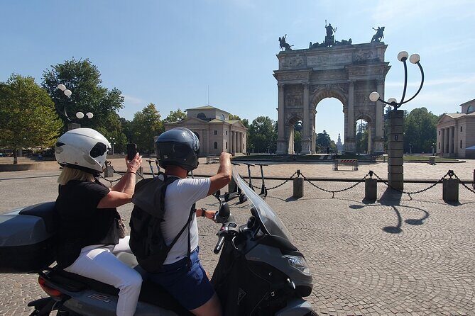 Milan Vespa Tour for couple or friends - The Sum Up