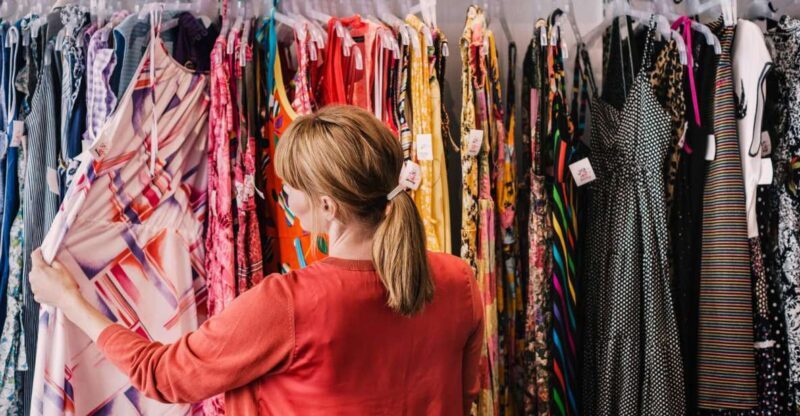 Milan: Vintage Shopping Tour - An In-Depth Look at the Milan: Vintage Shopping Tour