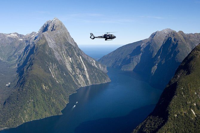Milford and Fiordland Highlights Tour by Helicopter from Queenstown - A Detailed Look at the Milford and Fiordland Helicopter Experience