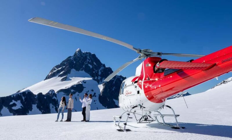 Milford Sound Extended Helicopter Flight & 3 Landings - Exploring the Experience in Depth