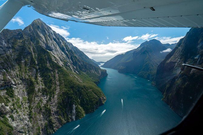 Milford Sound Glacier Flight & Cruise from Wanaka - Milford Sound Glacier Flight & Cruise from Wanaka: An In-Depth Review