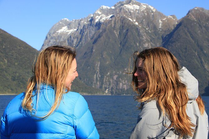Milford Sound Glacier Flight & Cruise from Wanaka - An In-Depth Look at the Milford Sound Glacier Flight & Cruise