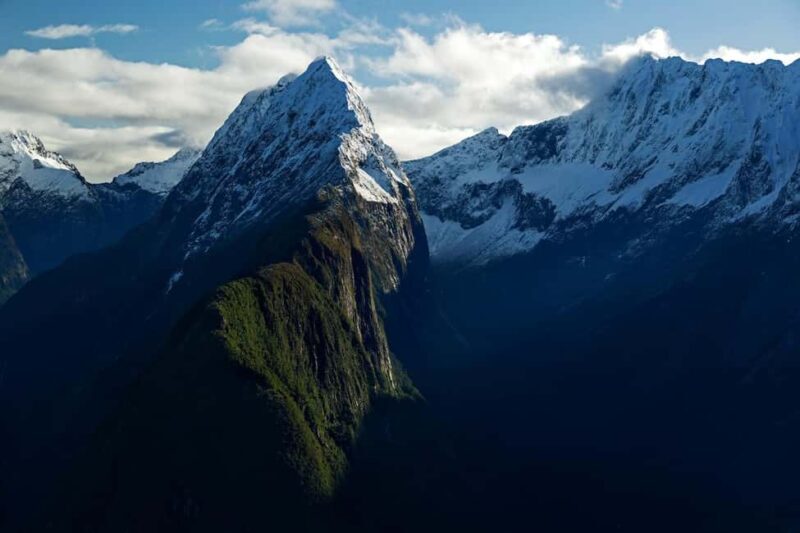 Milford Sound Heli-Cruise-Heli | 4.5hr Scenic Experience - An In-Depth Look at the Milford Sound Heli-Cruise-Heli Experience