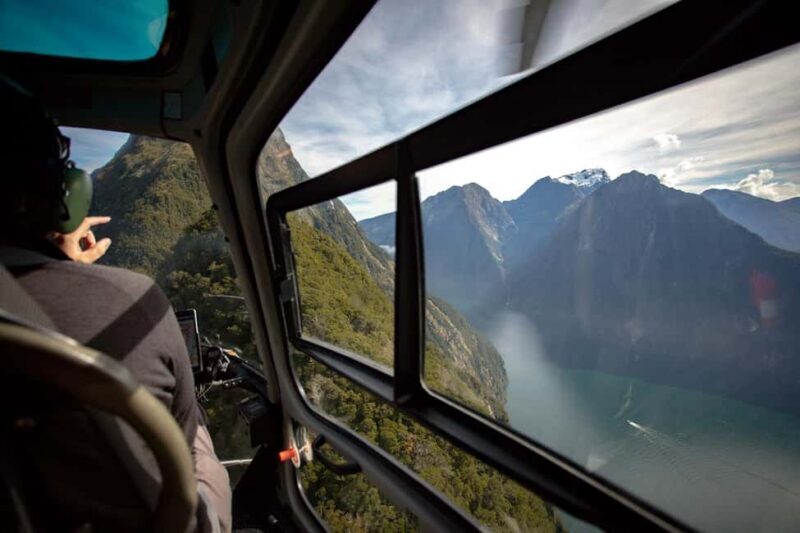 Milford Sound Helicopter Flight from Queenstown | 1.25 hours - A Closer Look at the Milford Sound Helicopter Experience