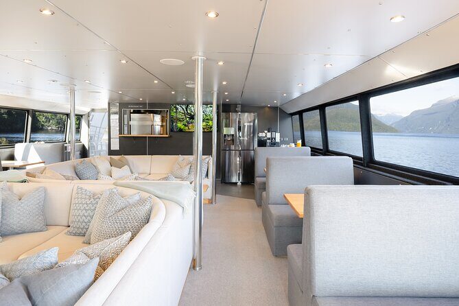 Milford Sound Overnight Cruise Fiordland Jewel - An authentic overnight experience in Milford Sound with Fiordland Discovery