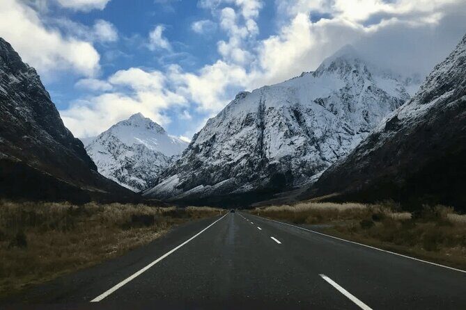 Milford Sound Tour from Queenstown with Scenic Cruise - The Return Journey and Nearby Attractions