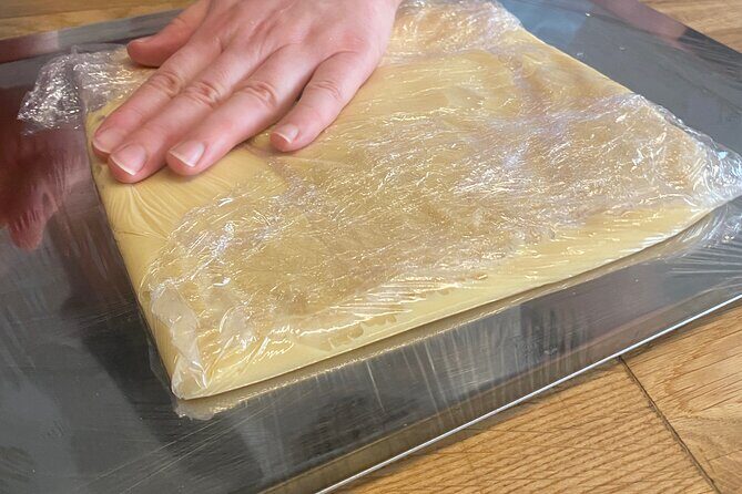 Mille Feuille Napoléon Pastry Class in Paris - Authentic Experiences and Friendly Guides