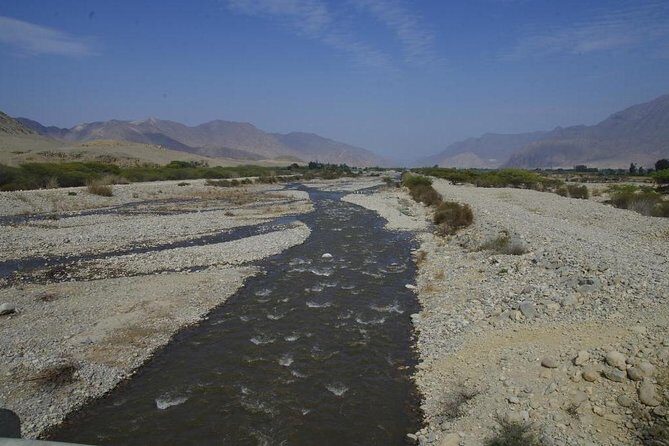 Millennial city of Caral + Half world Lagoons - Key Points